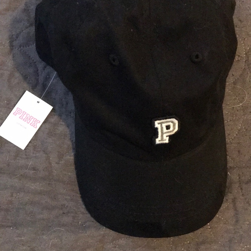 Pink hat P logo - Picture 3 of 4